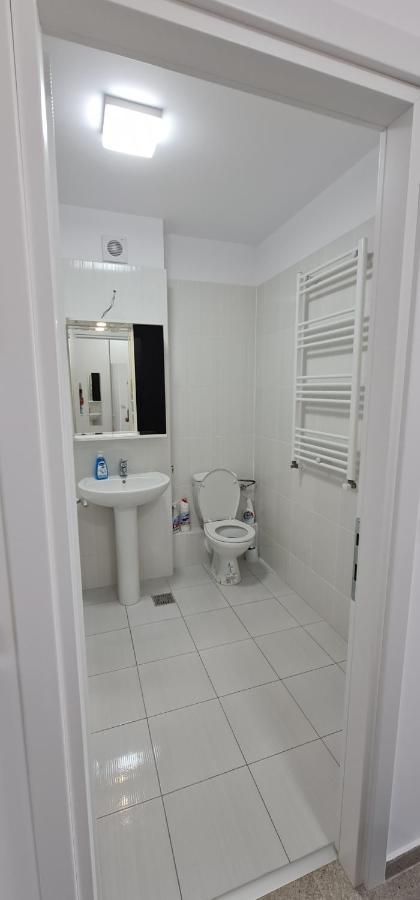 Studio Spatios,Intim+ Loc Parcare Propriu,Vedere Panoramica,Utilat De Lux บูคาเรสต์ ภายนอก รูปภาพ